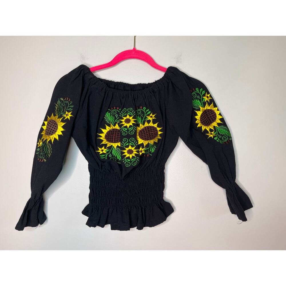 1970s Embroidered Sunflowers Hippie Boho Mexican Smocked Off Shoulder Shirt S